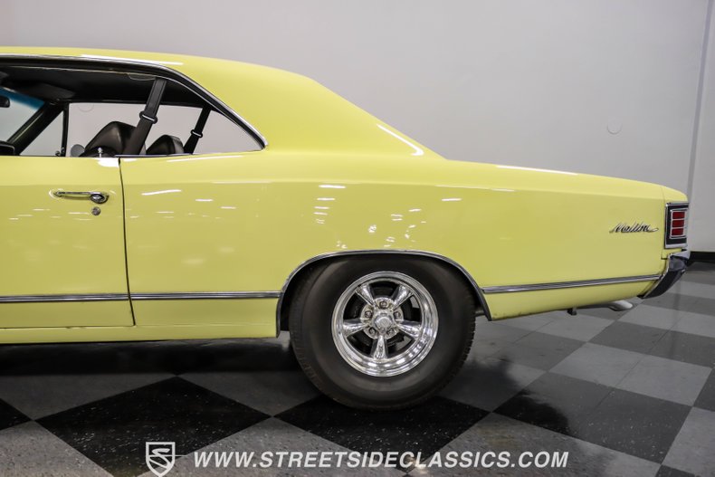 Chevrolet-Chevelle-1967-Butternut-Yellow-Gold-1