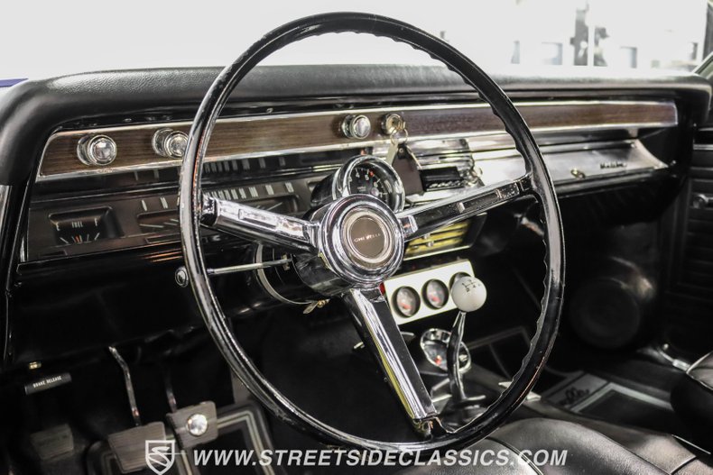 Chevrolet-Chevelle-1967-Butternut-Yellow-Gold-11