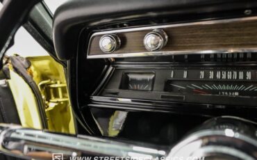 Chevrolet-Chevelle-1967-Butternut-Yellow-Gold-14