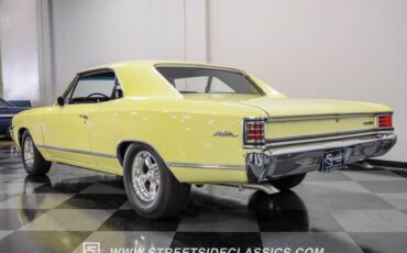 Chevrolet-Chevelle-1967-Butternut-Yellow-Gold-28
