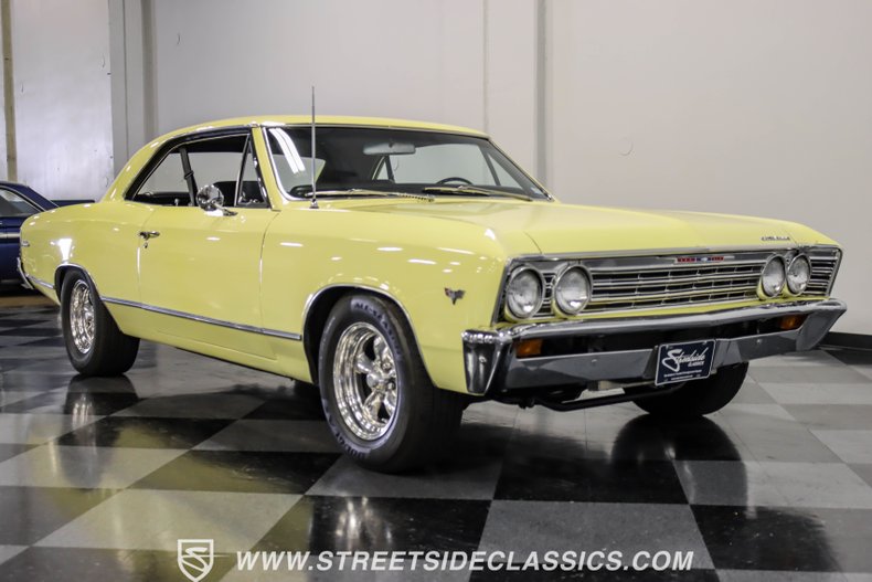 Chevrolet-Chevelle-1967-Butternut-Yellow-Gold-35