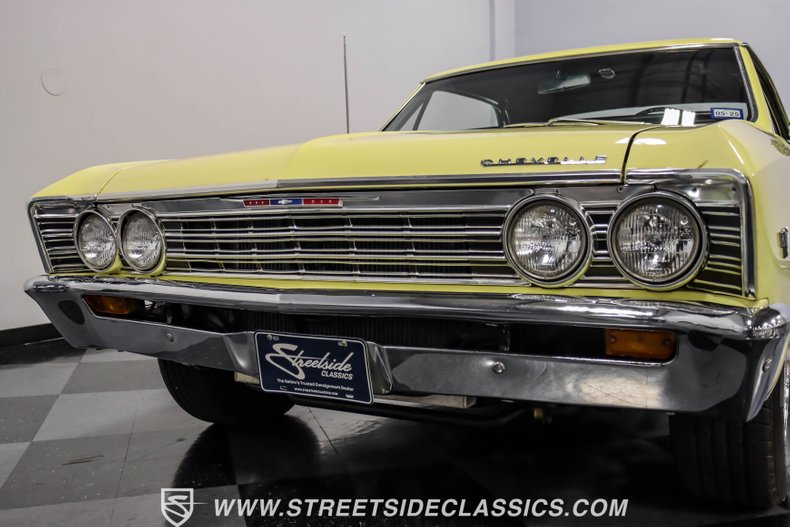 Chevrolet-Chevelle-1967-Butternut-Yellow-Gold-39