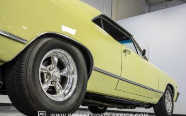 Chevrolet-Chevelle-1967-Butternut-Yellow-Gold-45