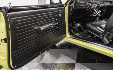 Chevrolet-Chevelle-1967-Butternut-Yellow-Gold-7