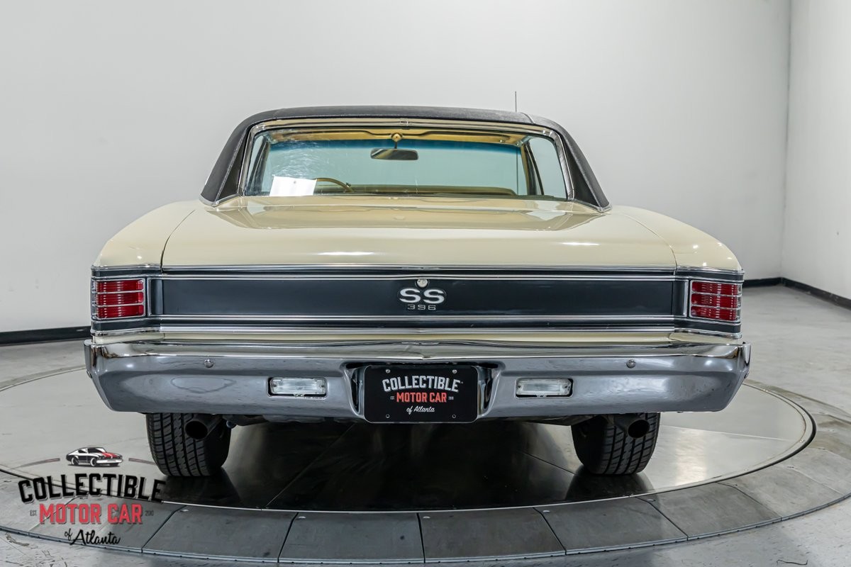 Chevrolet-Chevelle-1967-Coupe-14