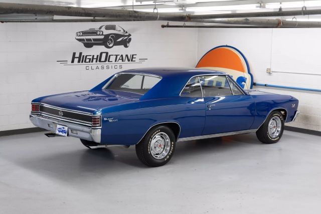 Chevrolet-Chevelle-1967-Coupe-35