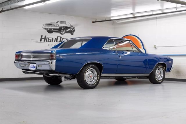 Chevrolet-Chevelle-1967-Coupe-36