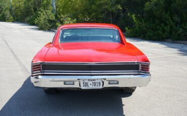 Chevrolet-Chevelle-1967-Coupe-8