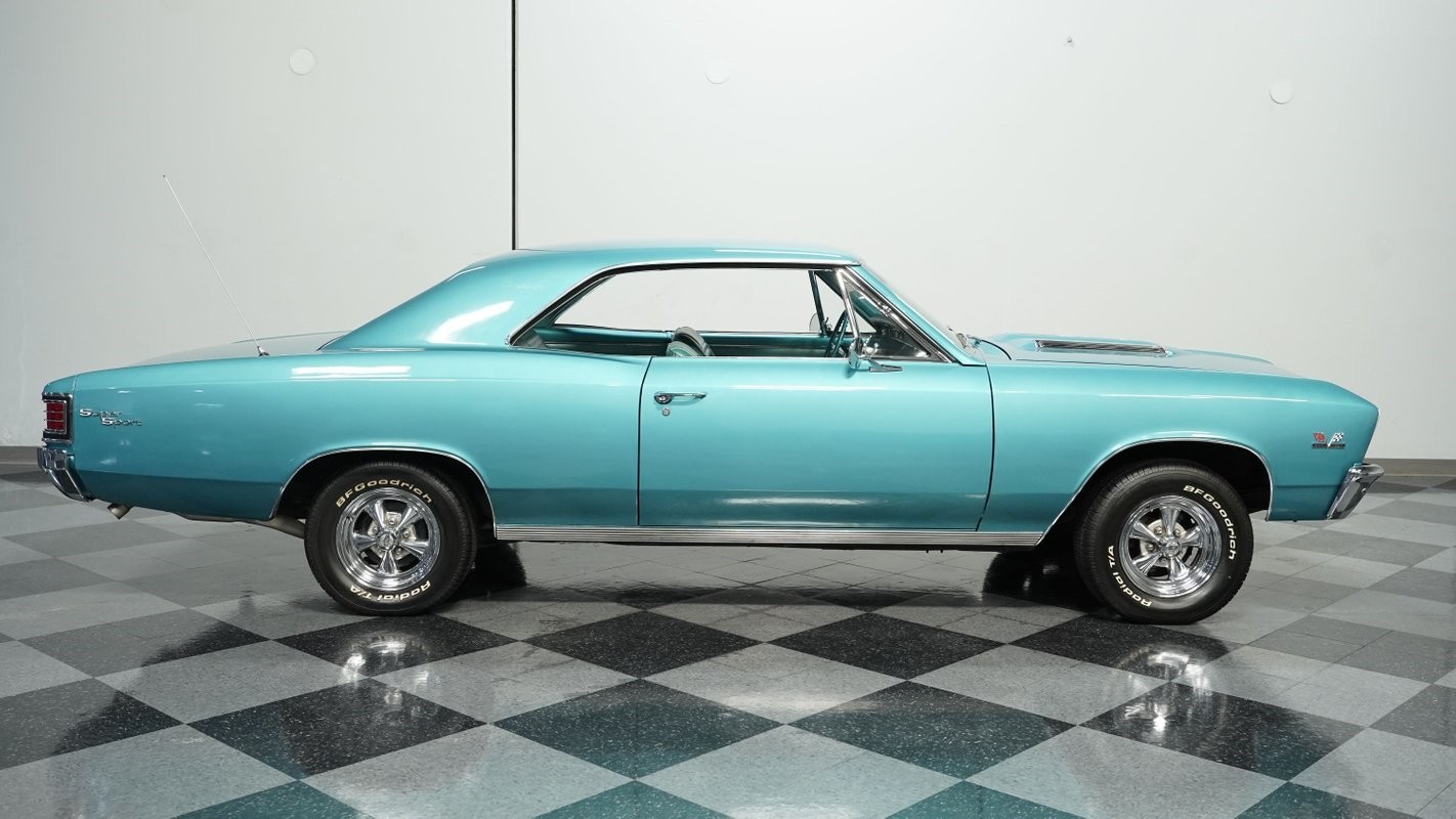 Chevrolet-Chevelle-1967-Hardtop-11