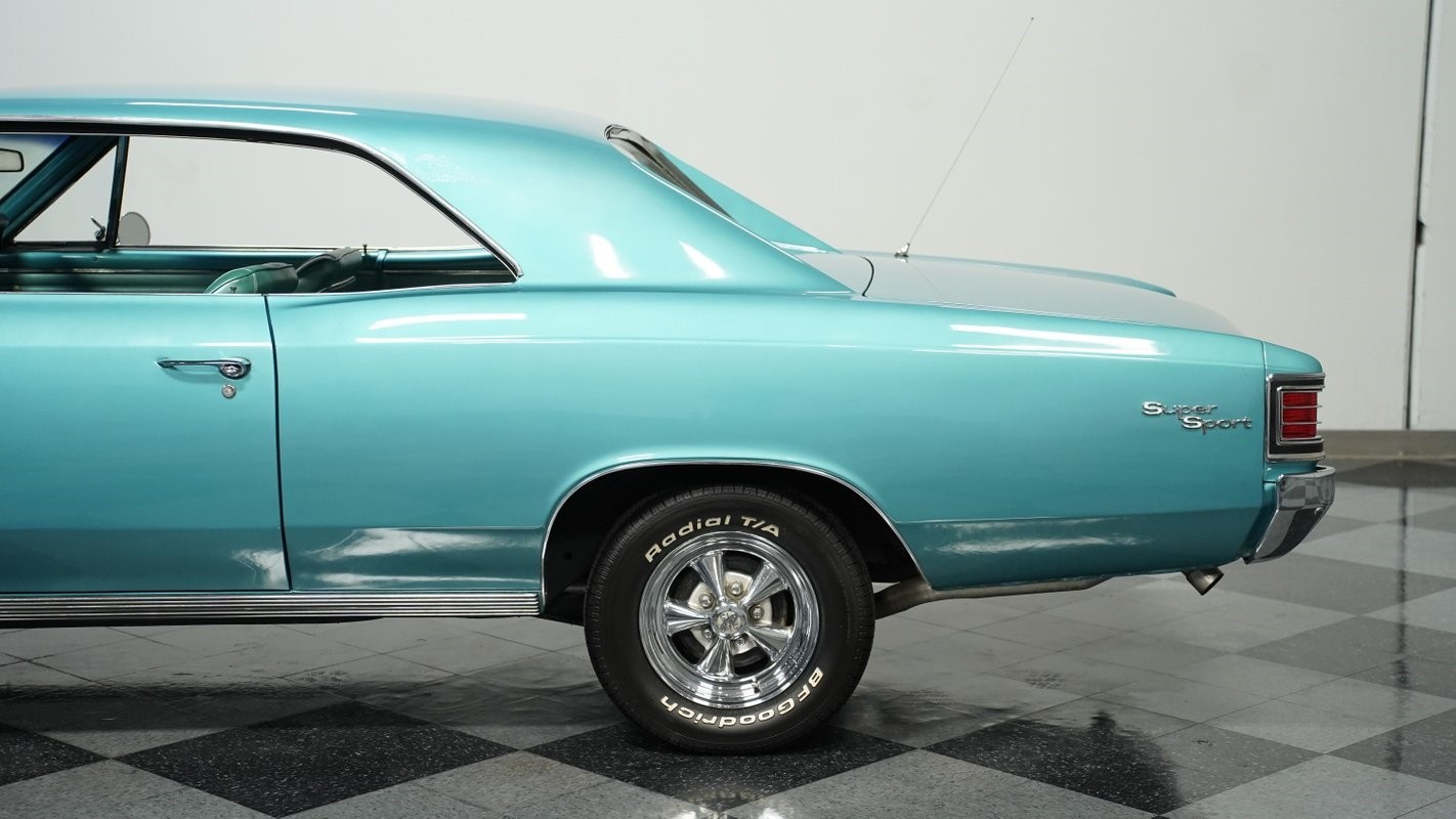 Chevrolet-Chevelle-1967-Hardtop-19