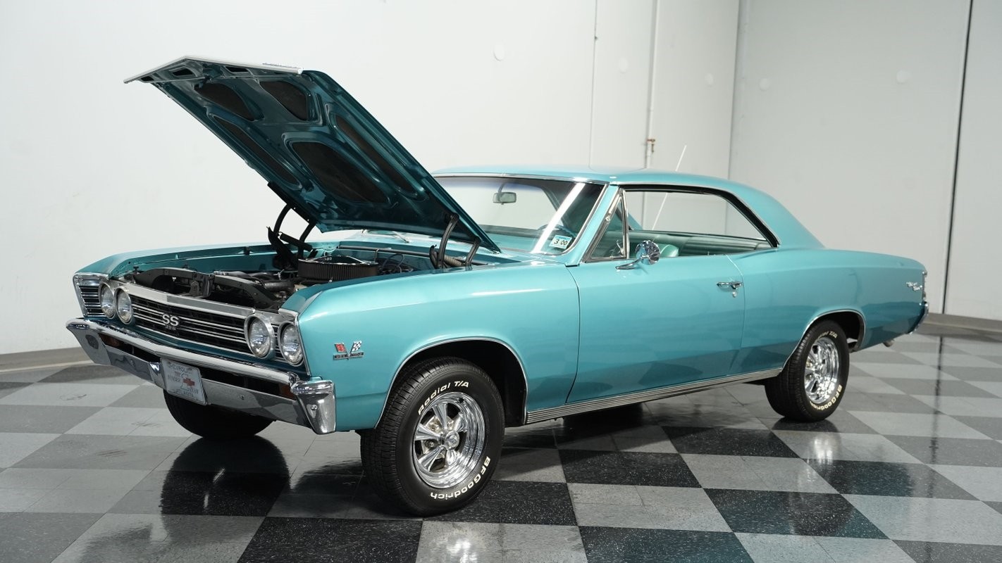 Chevrolet-Chevelle-1967-Hardtop-24
