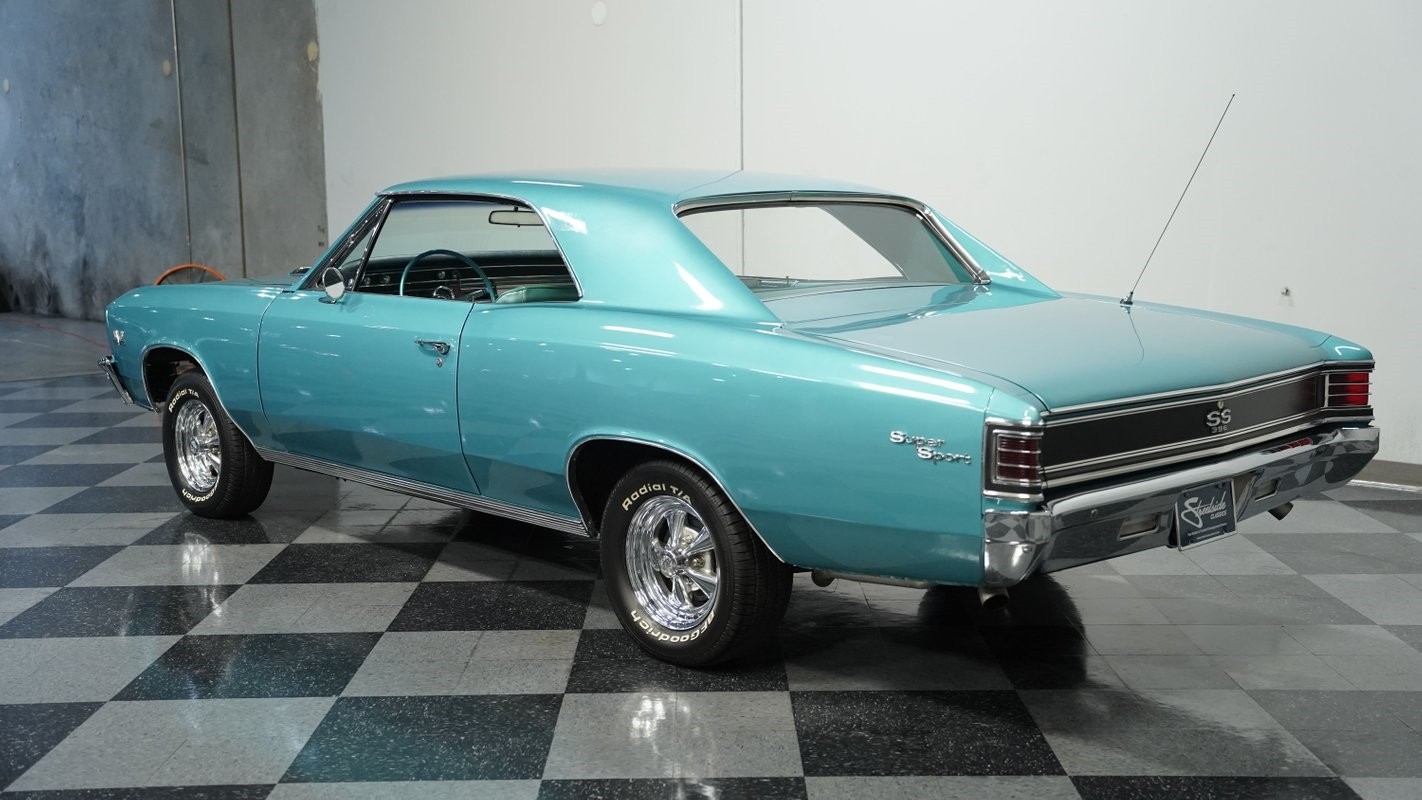 Chevrolet-Chevelle-1967-Hardtop-6