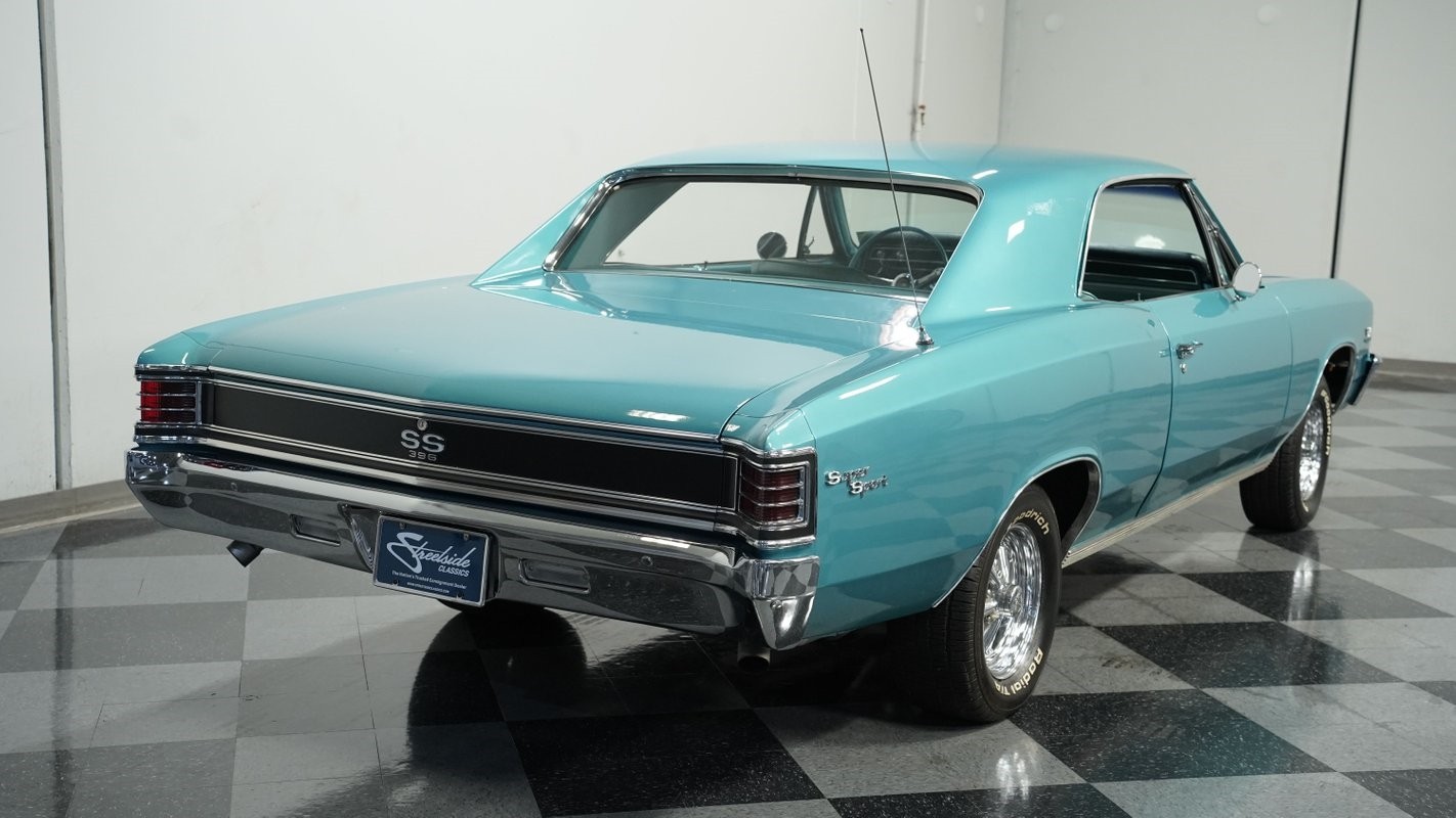 Chevrolet-Chevelle-1967-Hardtop-9