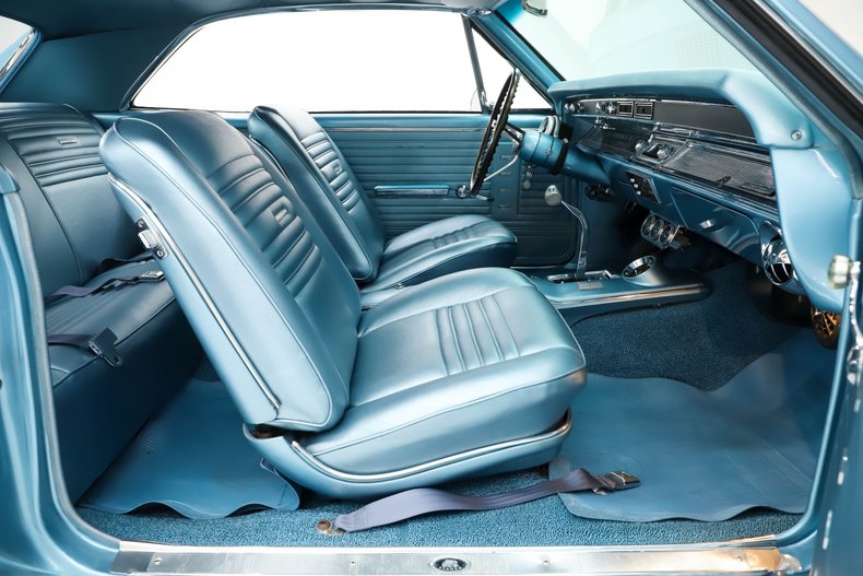 Chevrolet-Chevelle-1967-Nantucket-blue-Black-23