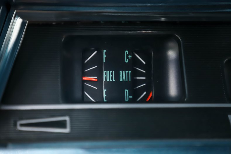 Chevrolet-Chevelle-1967-Nantucket-blue-Black-32