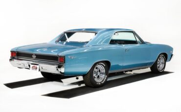 Chevrolet-Chevelle-1967-Nantucket-blue-Black-37