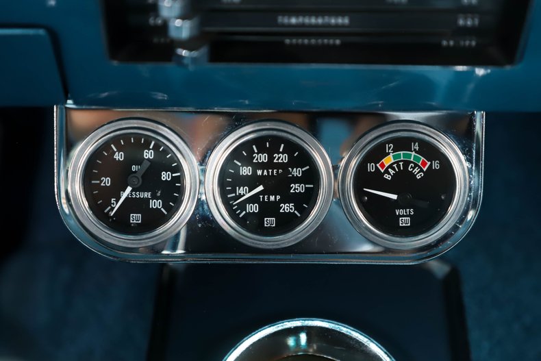 Chevrolet-Chevelle-1967-Nantucket-blue-Black-39