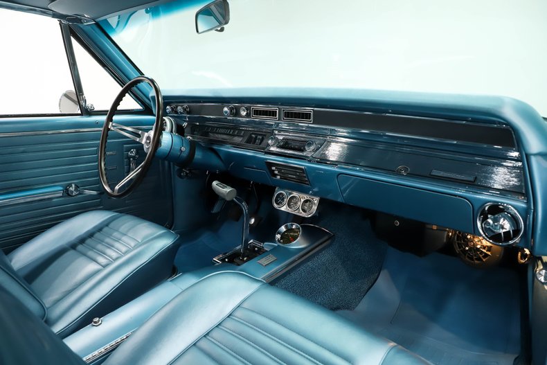 Chevrolet-Chevelle-1967-Nantucket-blue-Black-48