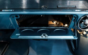 Chevrolet-Chevelle-1967-Nantucket-blue-Black-49