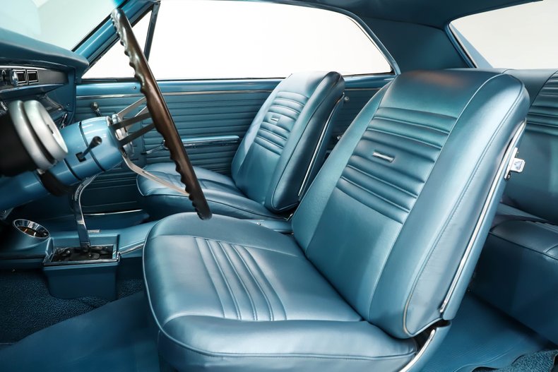 Chevrolet-Chevelle-1967-Nantucket-blue-Black-9