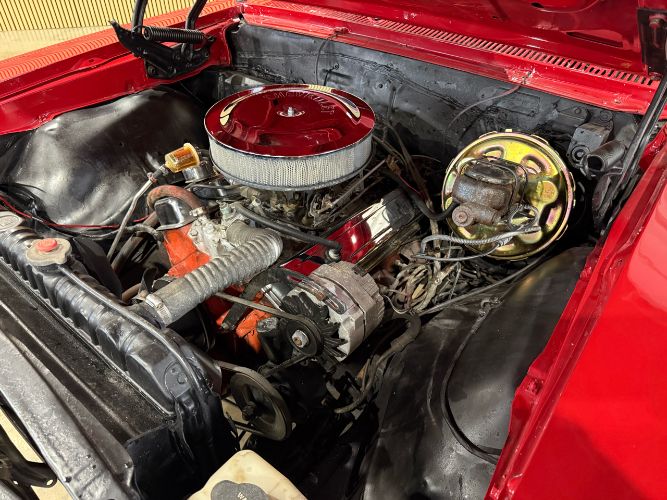Chevrolet-Chevelle-1967-Red-Black-Vinyl-10