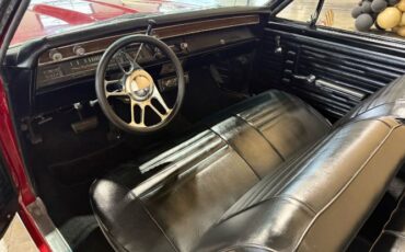 Chevrolet-Chevelle-1967-Red-Black-Vinyl-24