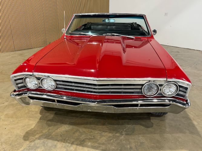 Chevrolet-Chevelle-1967-Red-Black-Vinyl-27