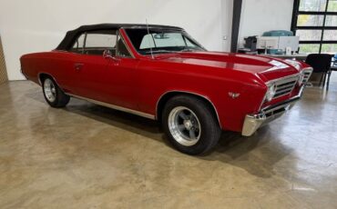 Chevrolet-Chevelle-1967-Red-Black-Vinyl-6