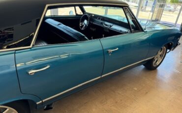 Chevrolet-Chevelle-1967-Sedan-2