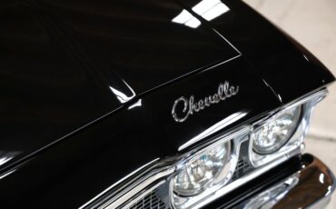 Chevrolet-Chevelle-1968-Black-Black-Deluxe-10