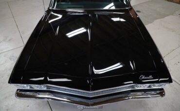 Chevrolet-Chevelle-1968-Black-Black-Deluxe-16