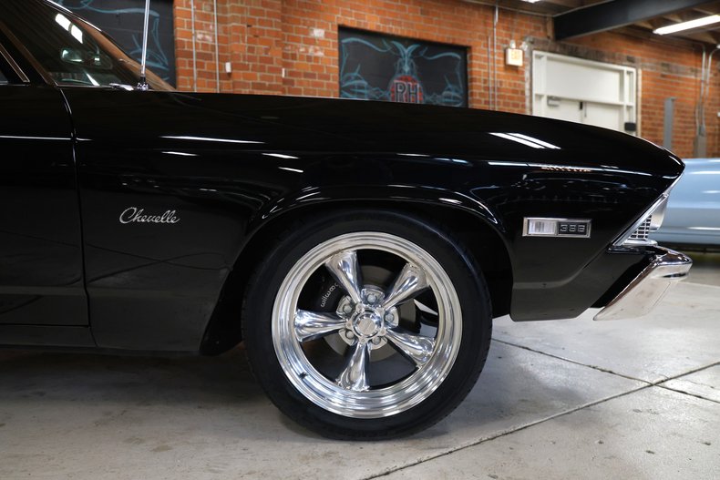 Chevrolet-Chevelle-1968-Black-Black-Deluxe-18