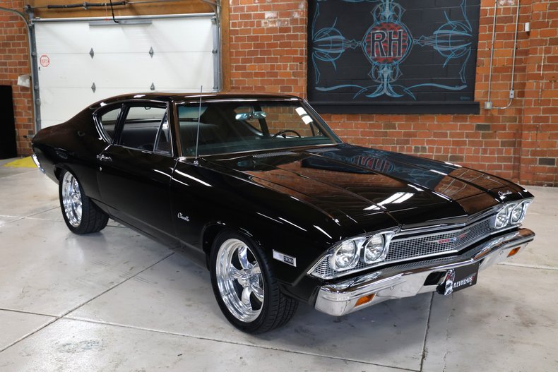 Chevrolet-Chevelle-1968-Black-Black-Deluxe-3