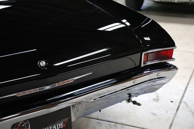 Chevrolet-Chevelle-1968-Black-Black-Deluxe-42