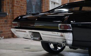 Chevrolet-Chevelle-1968-Black-Black-Deluxe-43