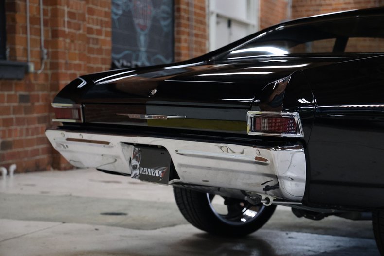 Chevrolet-Chevelle-1968-Black-Black-Deluxe-43