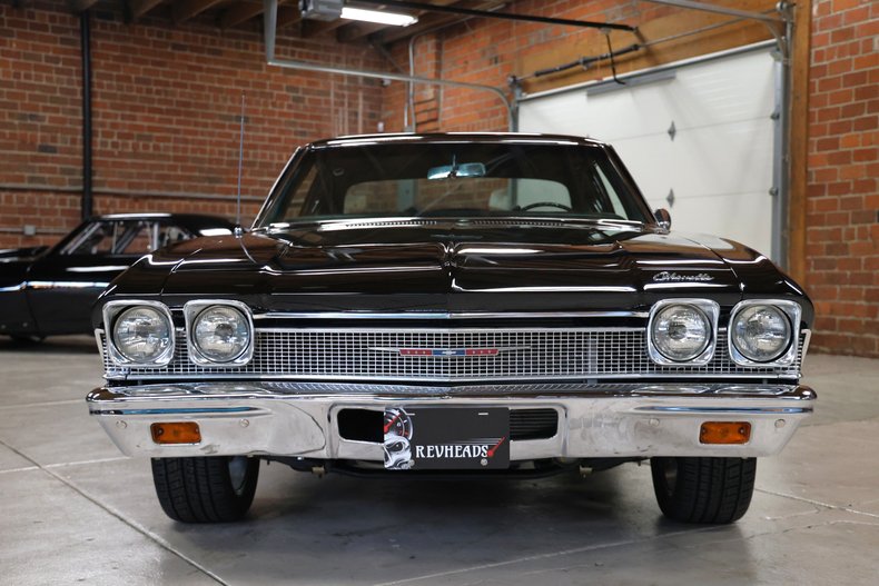 Chevrolet-Chevelle-1968-Black-Black-Deluxe-6