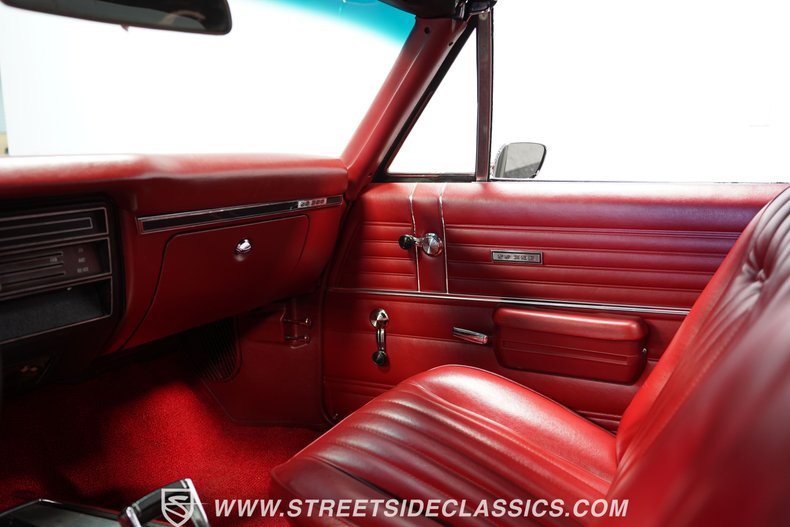 Chevrolet-Chevelle-1968-Black-Red-14