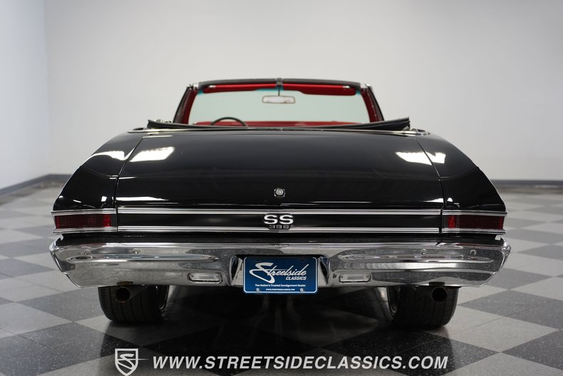 Chevrolet-Chevelle-1968-Black-Red-25