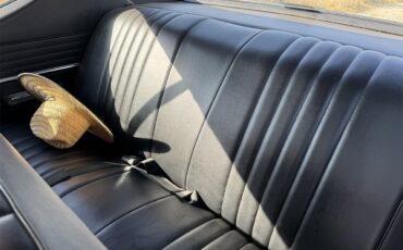 Chevrolet-Chevelle-1968-Burgundy-Black-14