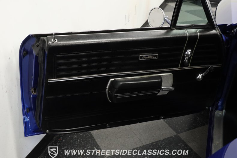 Chevrolet-Chevelle-1968-Dark-Blue-Metallic-Black-28