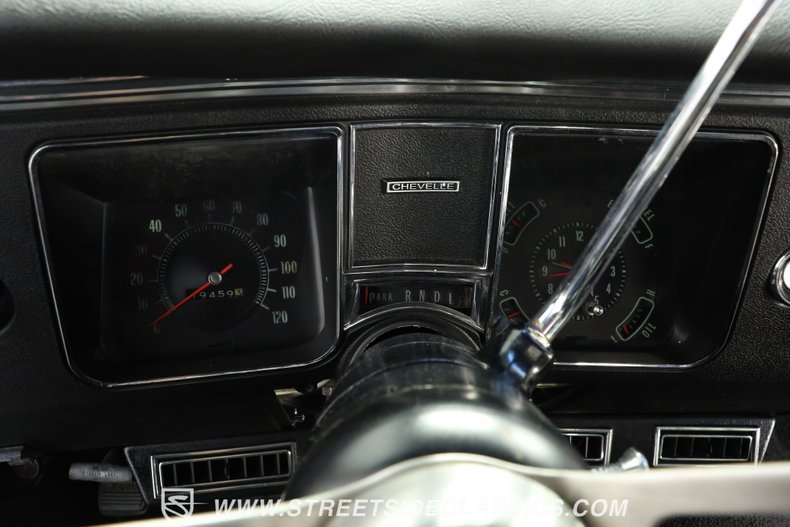 Chevrolet-Chevelle-1968-Dark-Blue-Metallic-Black-30