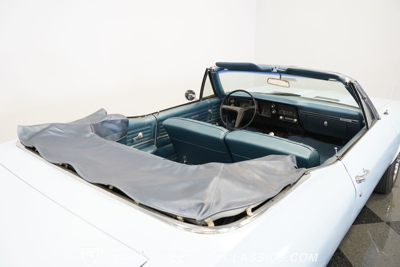 Chevrolet-Chevelle-1968-Light-Blue-Teal-41