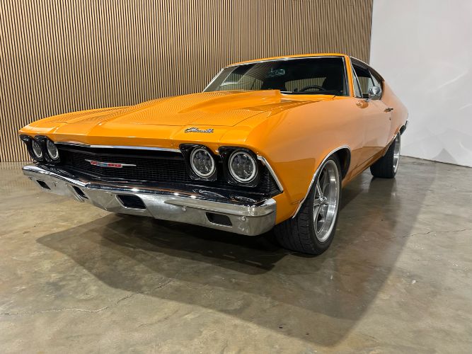 Chevrolet-Chevelle-1968-Orange-Black-Vinyl-19