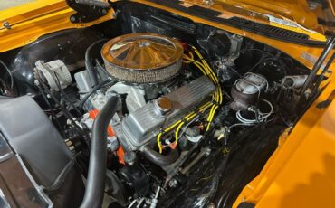 Chevrolet-Chevelle-1968-Orange-Black-Vinyl-7
