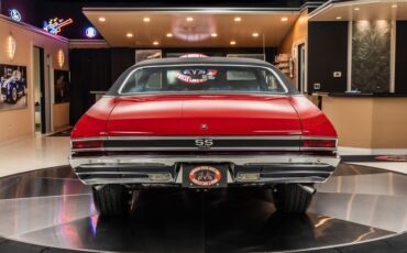 Chevrolet-Chevelle-1968-Red-20
