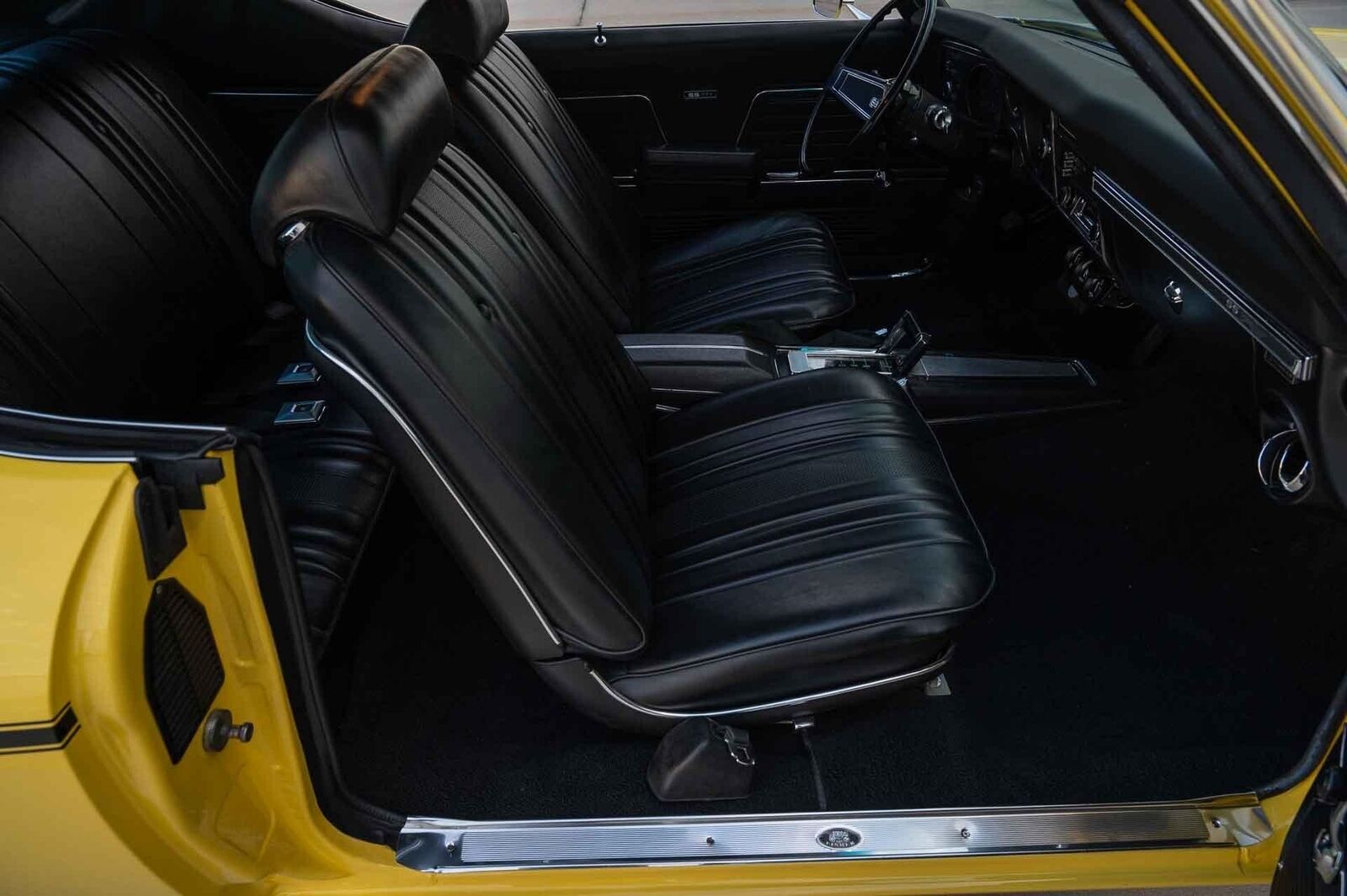 Chevrolet-Chevelle-1969-2-Door-12