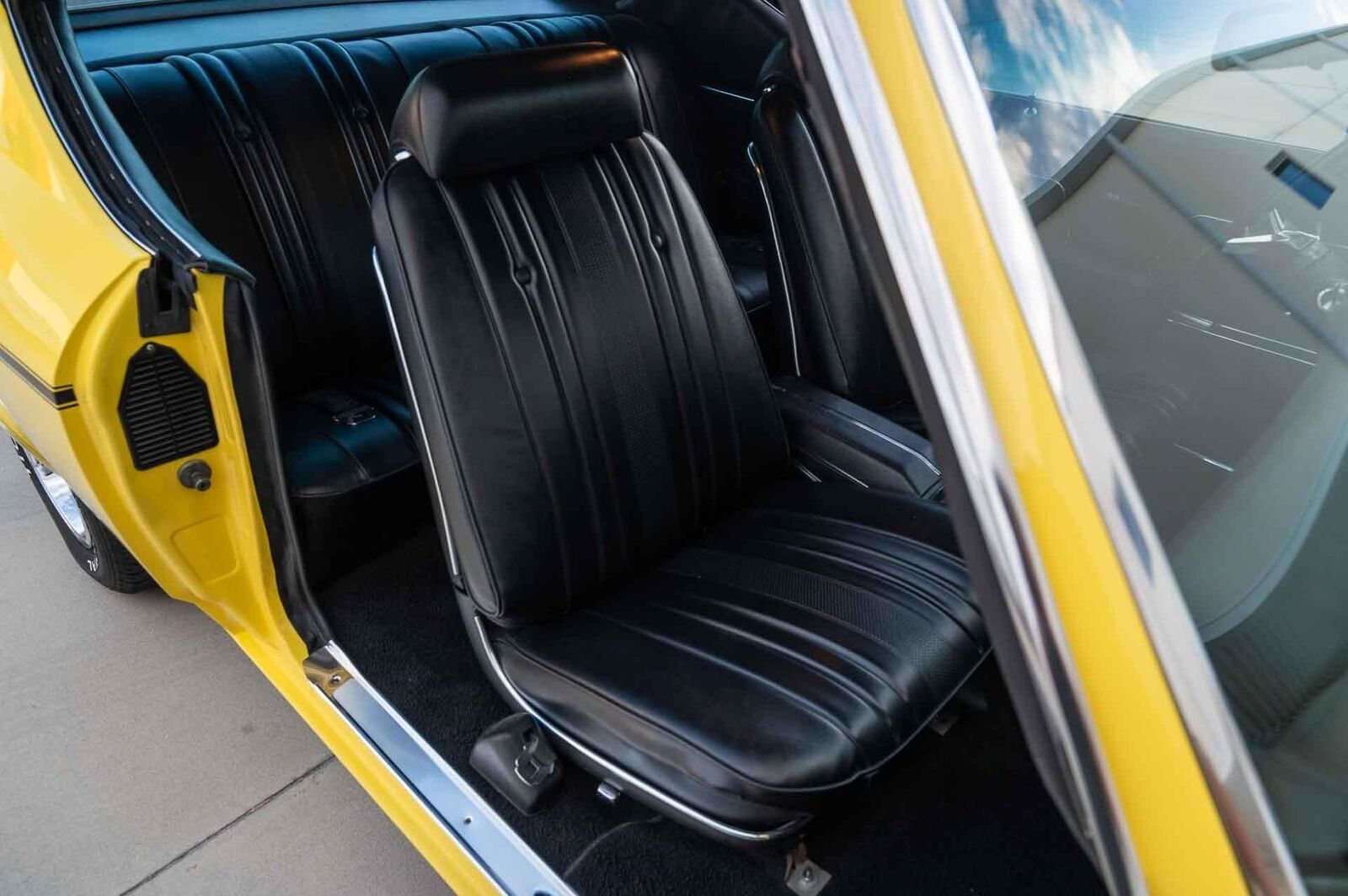 Chevrolet-Chevelle-1969-2-Door-25