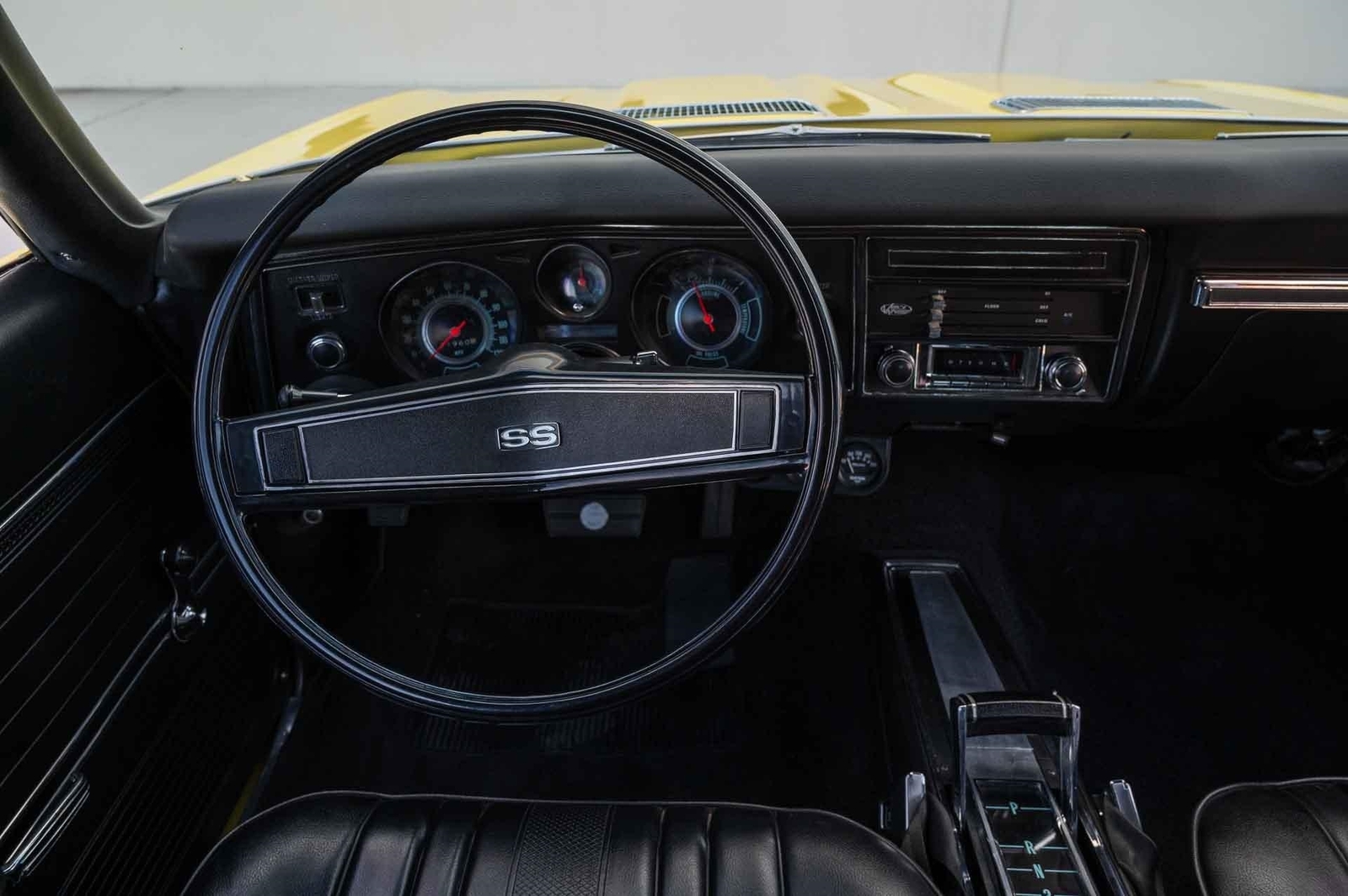 Chevrolet-Chevelle-1969-2-Door-27