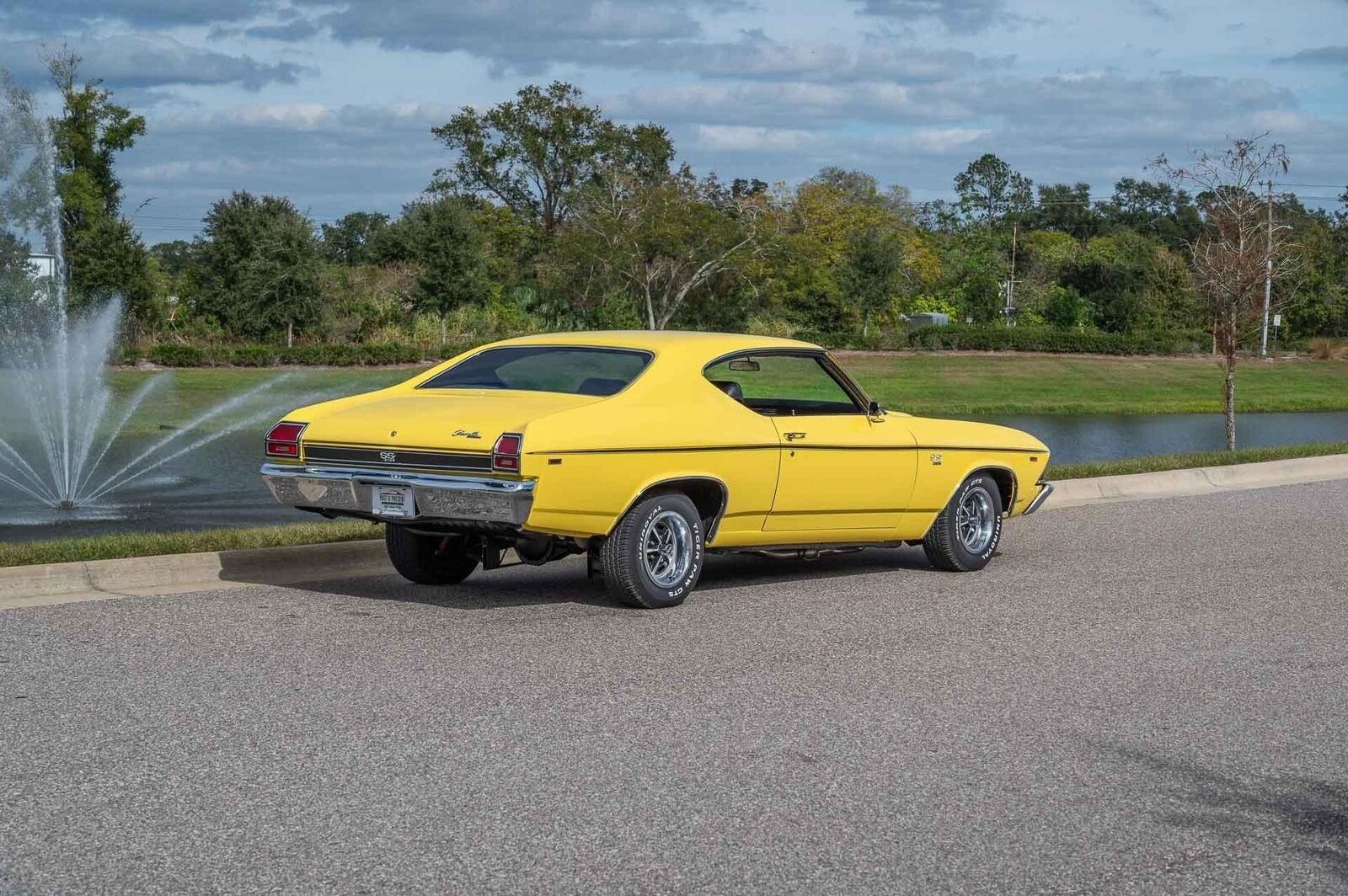 Chevrolet-Chevelle-1969-2-Door-5